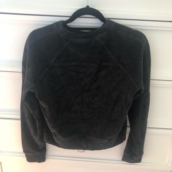 Lululemon Charcoal Every Moment Crew Velour Size 4 - Picture 2 of 4